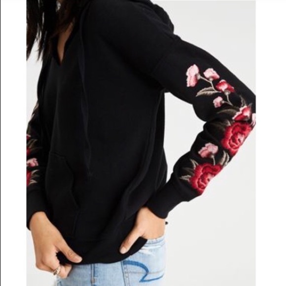 American Eagle Outfitters Tops - American Eagle Floral Embroidered Hoodie